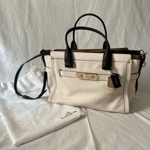 Coach Swagger 47 Carryall Leather Satchel (34409)